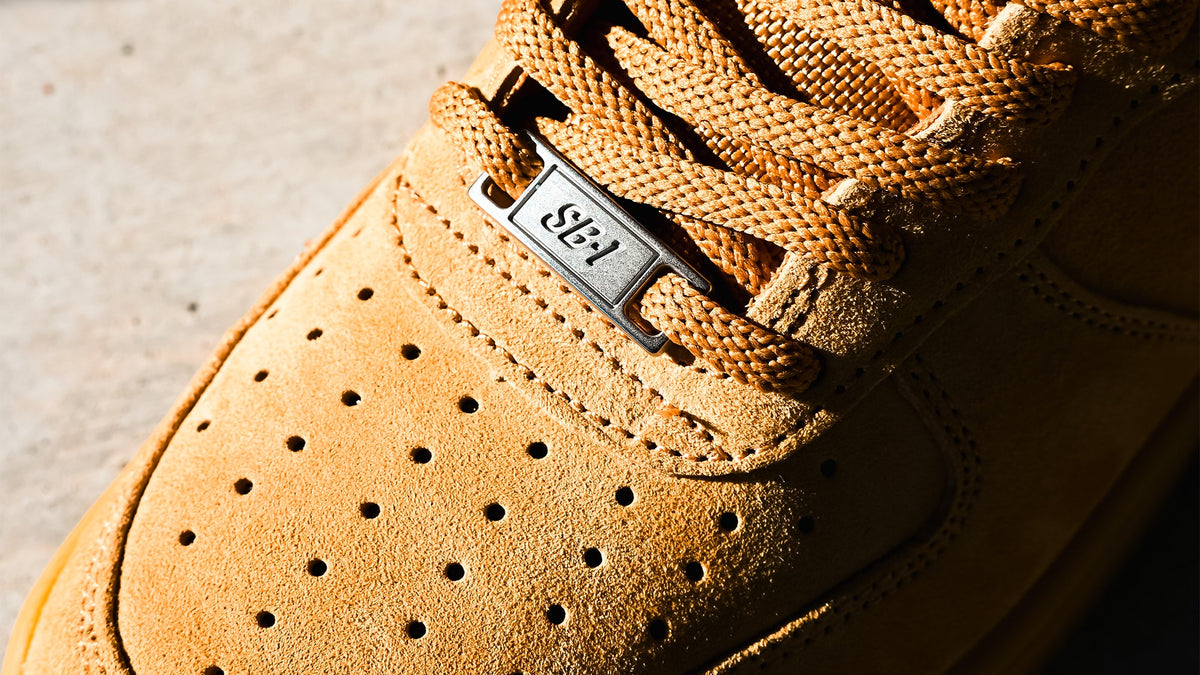 NIKE SB AIR FORCE 1 QS 