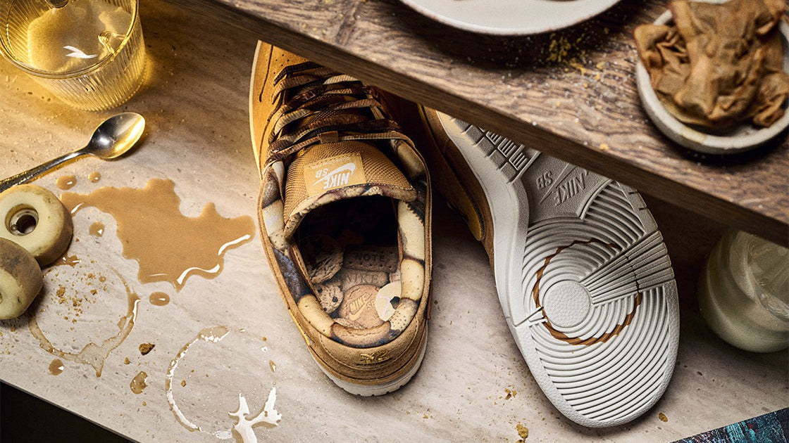 NIKE SB DUNK LOW PRO QS "NOTE MANCHESTER"