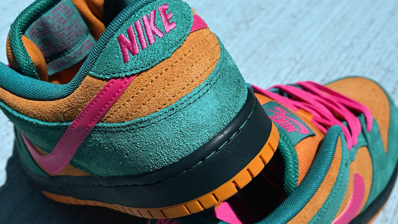 NIKE SB DUNK コレクション | スケートボード・スノーボードのTACTICS JAPAN