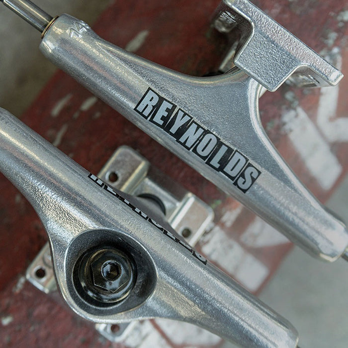 INDEPENDENT TRUCKS（インディペンデント トラック）| INDEPENDENT TRUCKS - STAGE11 HOLLOW MID REYNOLDS BLACK/SILVER | スノーボード・スケートボードのTACTICS JAPAN