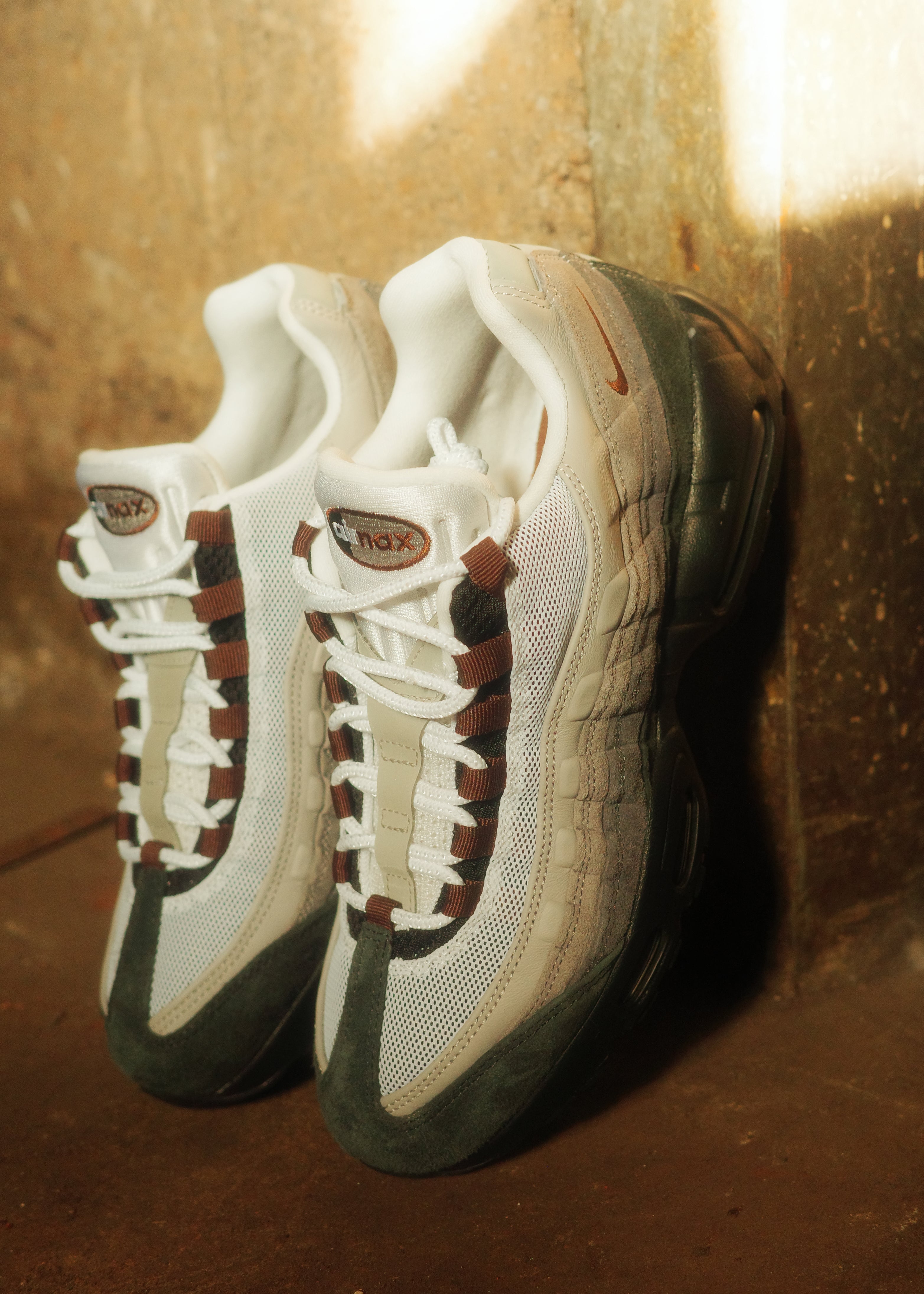 NIKE SB（ナイキ スケートボーディング）| NIKE SB AIR MAX 95 QS