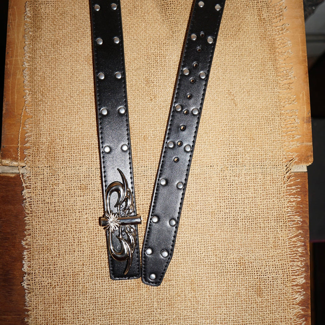 STINGWATER（スティングウォーター）| MOSES STUDDED THIN BELT / CHROME | スノーボード・スケートボードのTACTICS JAPAN