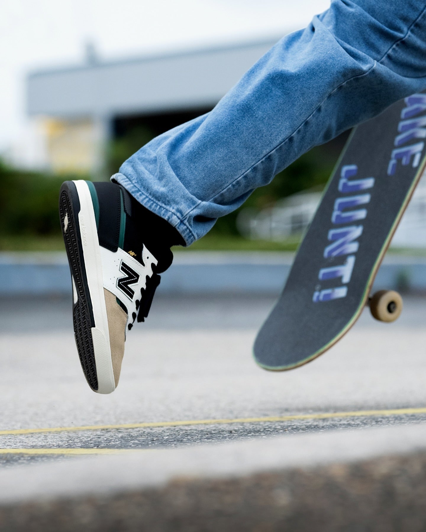 NEW BALANCE NUMERIC（ニューバランス ヌメリック）| UN306CSP JAMIE FOY / BLACK WITH NIGHTWATCH GREEN | スノーボード・スケートボードのTACTICS JAPAN