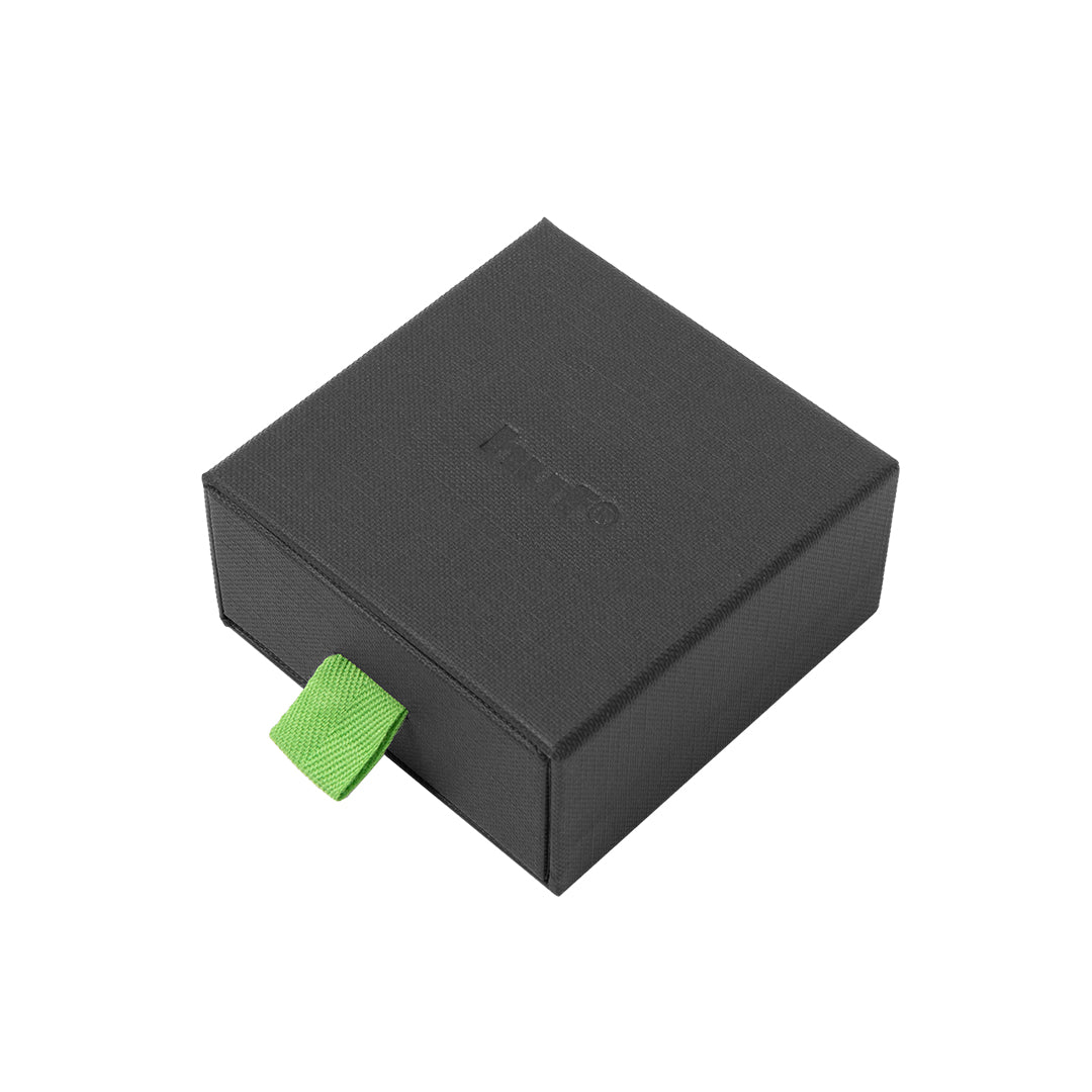 HUF WORLDWIDE（ハフ ワールドワイド）| EMBLEM PENDANT | スノーボード・スケートボードのTACTICS JAPAN