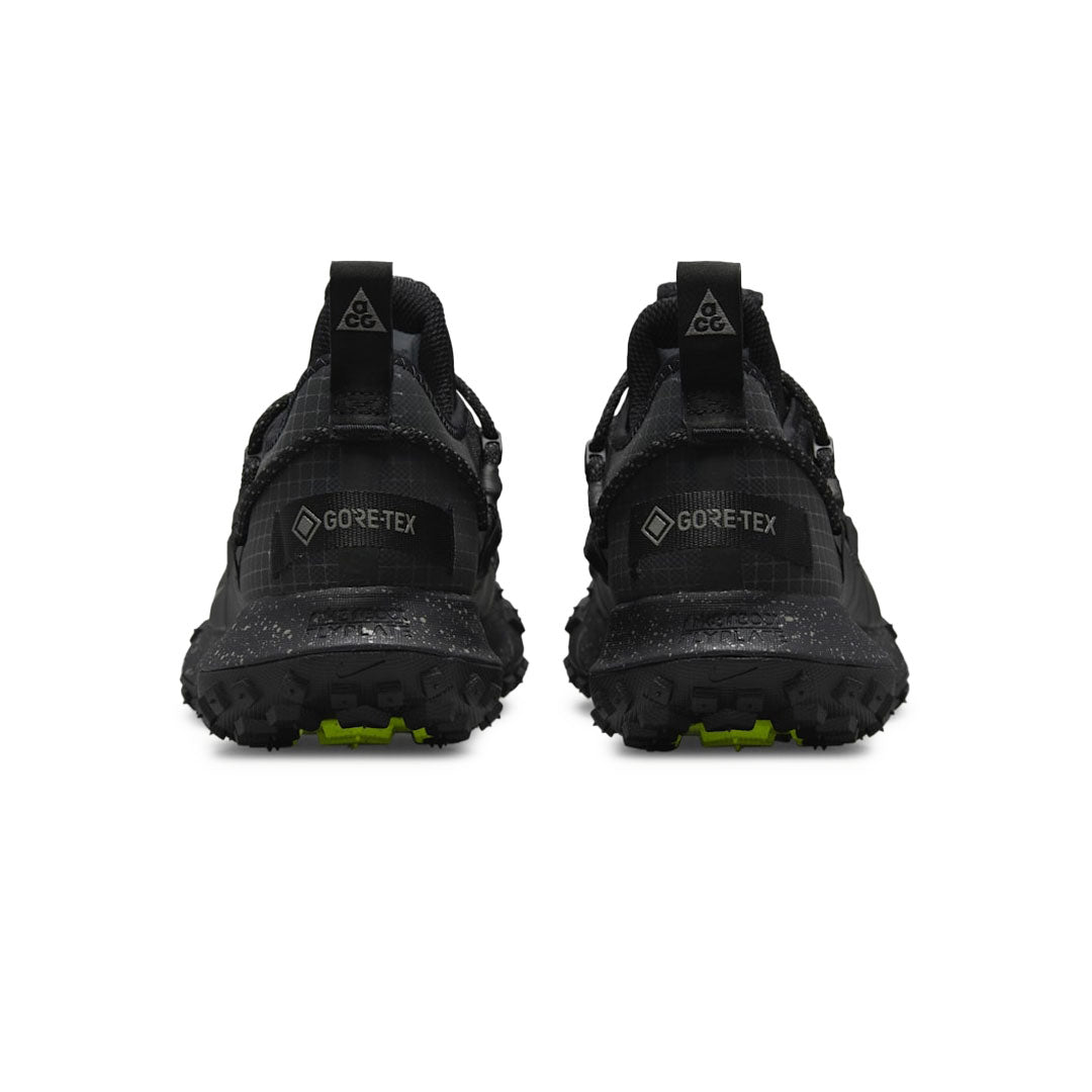 NIKE ACG（ナイキ エーシージ）| NIKE ACG MOUNTAIN FLY LOW GORE-TEX SE / DARK SMOKE GREY | スノーボード・スケートボードのTACTICS JAPAN