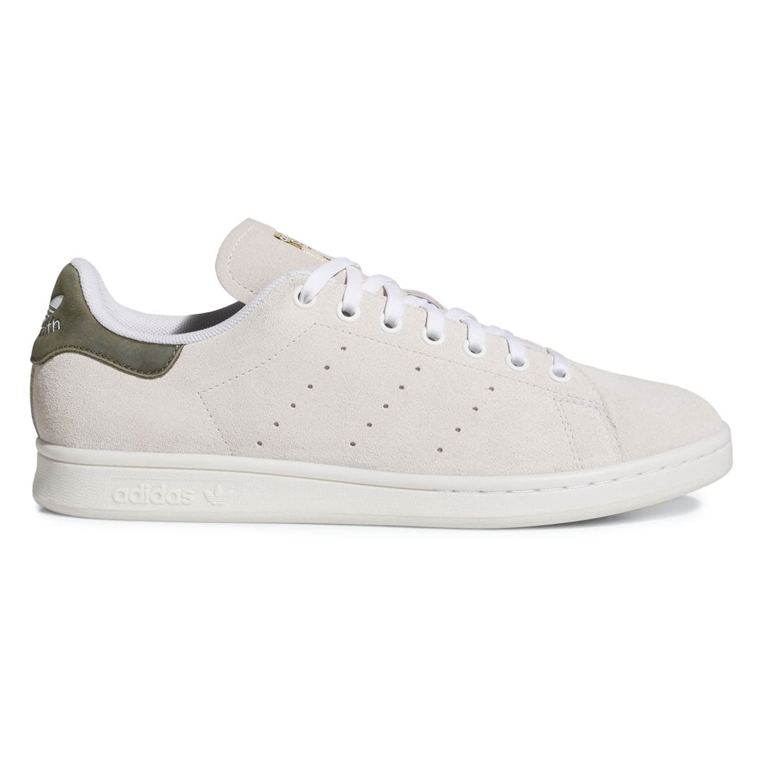 ADIDAS SKATEBOARDING（アディダス スケートボーディング）| STAN SMITH ADV / CRYSTAL WHITE/OLIVE STRATA/GOLD METALLIC | スノーボード・スケートボードのTACTICS JAPAN
