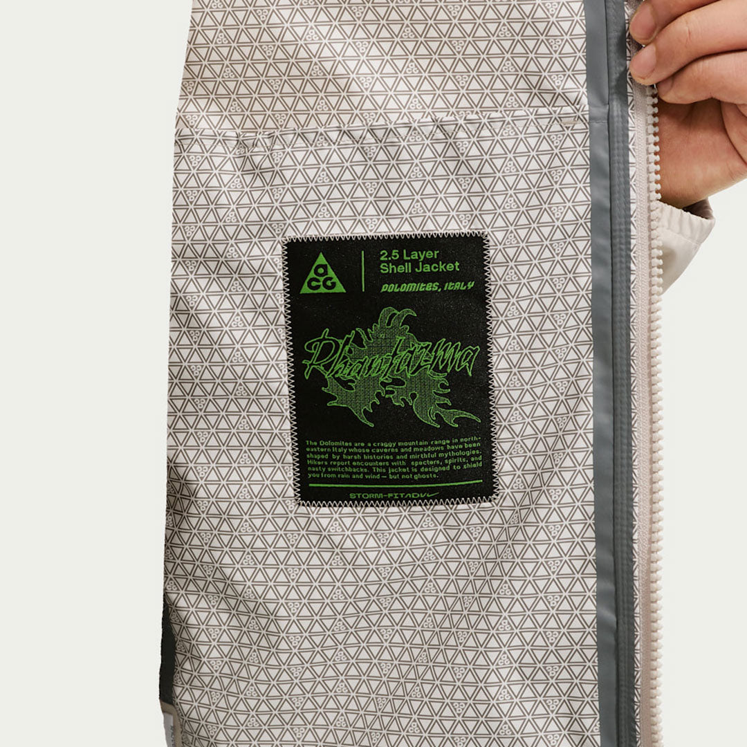 NIKE ACG（ナイキ エーシージー）| NIKE ACG PHANTAZMA STORM-FIT ADV JACKET / CREAM II/LIGHT OREWOOD BROWN | スノーボード・スケートボードのTACTICS JAPAN