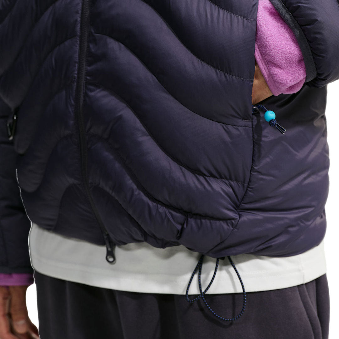 NIKE ACG（ナイキ エーシージー）| NIKE ACG MEN'S ACG LAVA FLOW THERMA-FIT ADV JACKET / GRIDIRON/SUMMIT WHITENIKE ACG