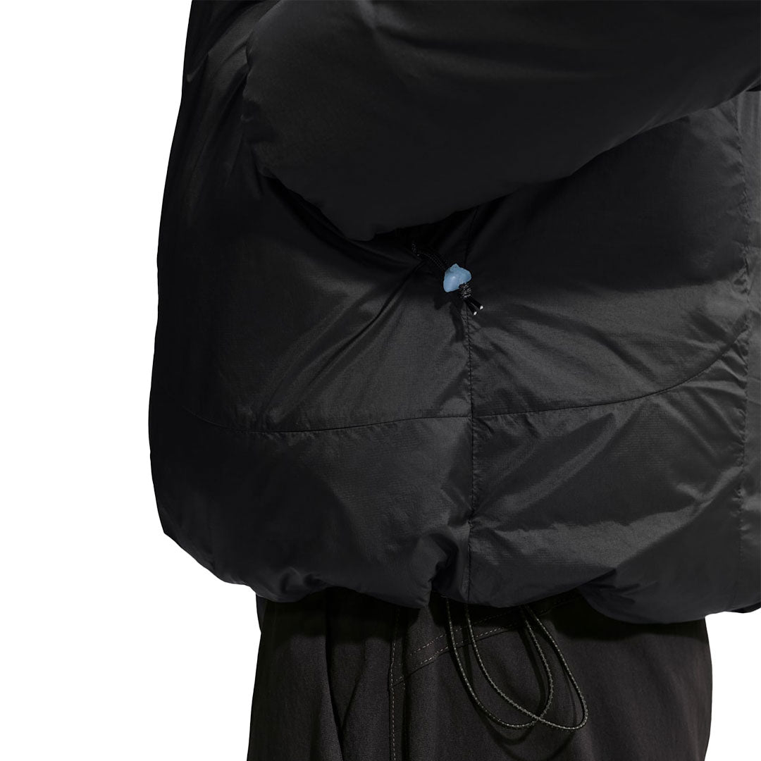 NIKE ACG（ナイキ エーシージー）| NIKE ACG WHISPERING PEAKS THERMA-FIT ADV JACKET / BLACK/SUMMIT WHITE | スノーボード・スケートボードのTACTICS JAPAN