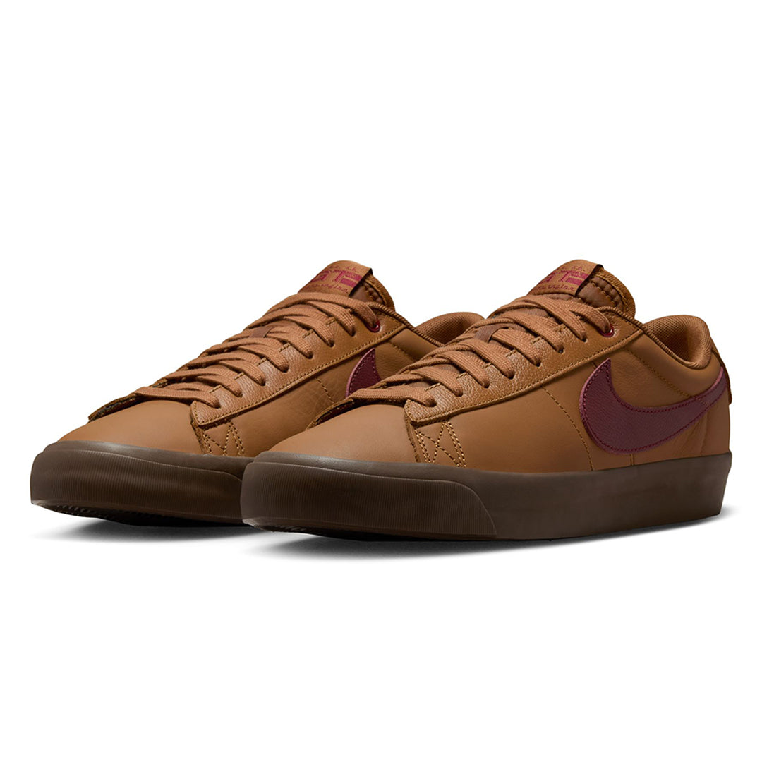 NIKE SB（ナイキ スケートボーディング）| NIKE SB BLAZER LOW PRO GT / BROWN | スノーボード・スケートボードのTACTICS JAPAN