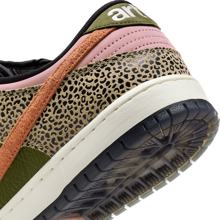 NIKE SB DUNK LOW PRO QS "Arts-Rec”