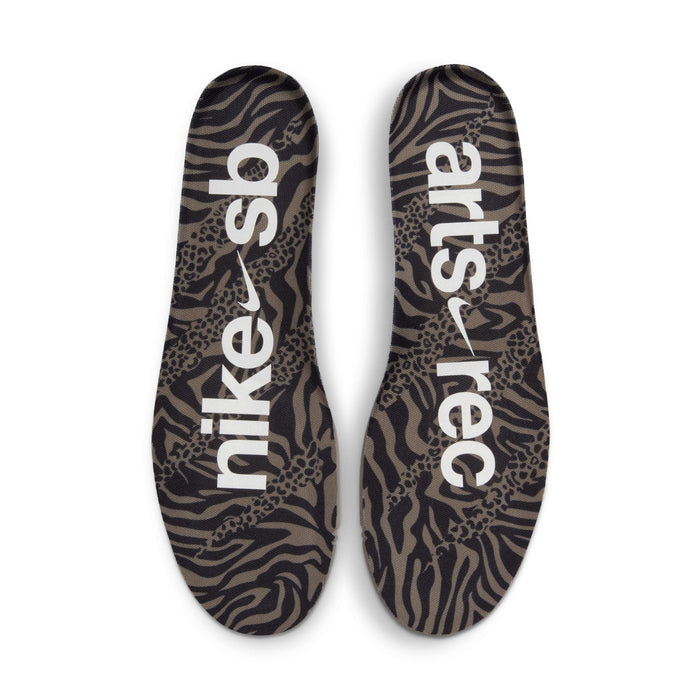 NIKE SB DUNK LOW PRO QS "Arts-Rec”
