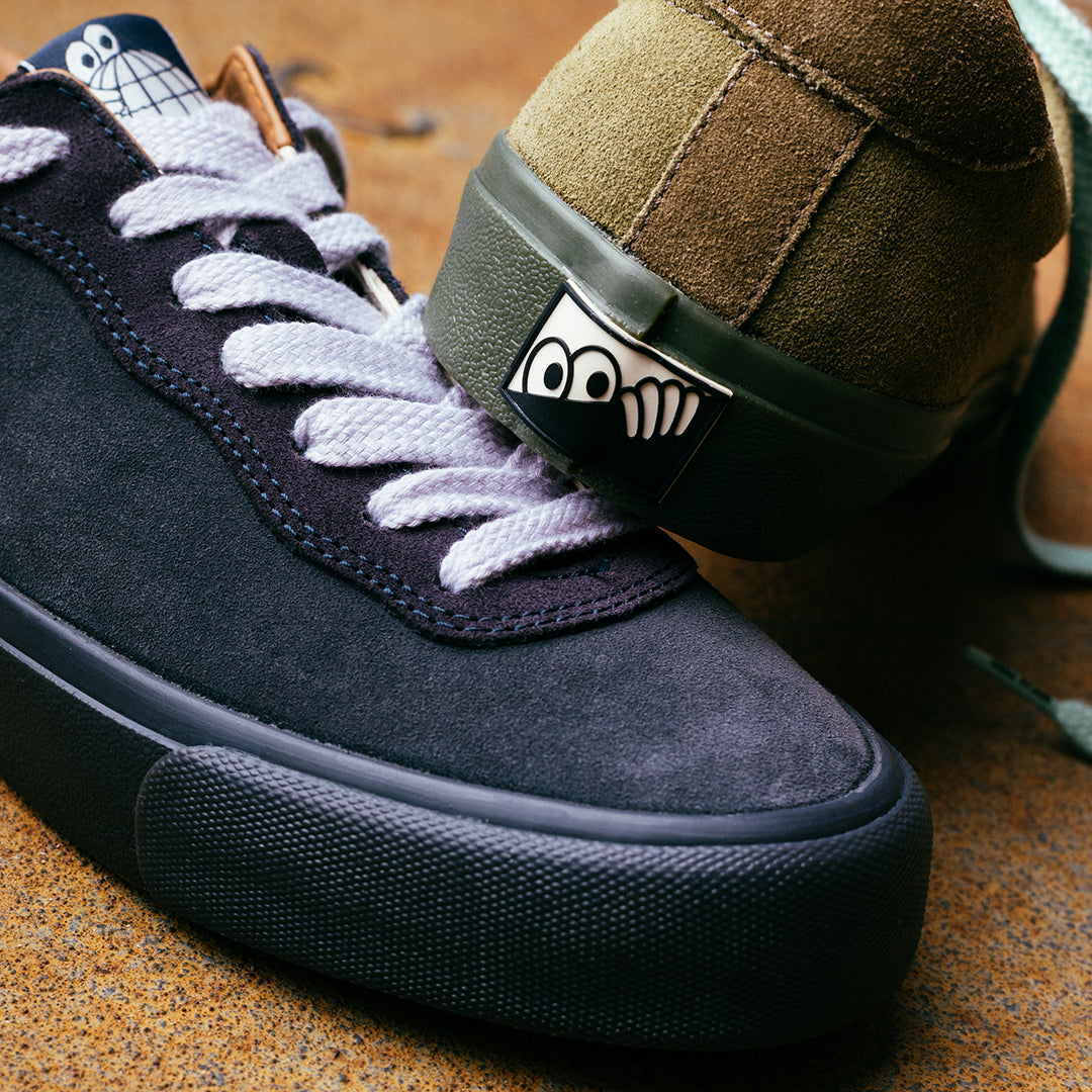 LAST RESORT AB（ラストリゾート エービー）| VM001 LO SUEDE / GRAPE MAGNET/BLACK | スノーボード・スケートボードのTACTICS JAPAN