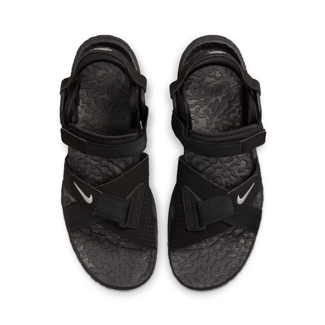 NIKE  ACG　サンダル 90年代を代表するナイキ ACGの傑作サンダルが、今風カラーをまとって