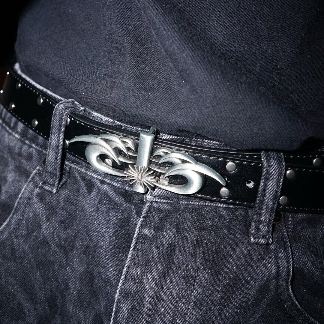 STINGWATER（スティングウォーター）| MOSES STUDDED THIN BELT / SPACE GRAY | スノーボード・スケートボードのTACTICS JAPAN