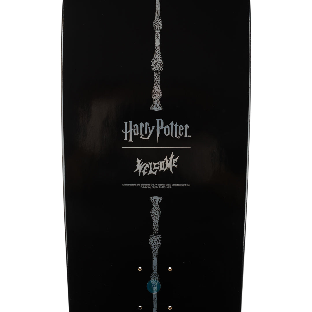 WELCOME SKATEBOARDS（ウェルカム スケートボード）| HARRY POTTER X WELCOME DEMENTOR BOAR - 10.125 | スノーボード・スケートボードのTACTICS JAPAN