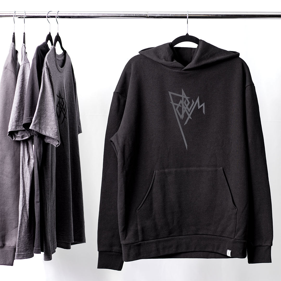 FORUM SNOWBOARDS（フォーラム スノーボード）| FORUM ROOST HEAVWEIGHT HOODIE / BLACK | スノーボード・スケートボードのTACTICS JAPAN