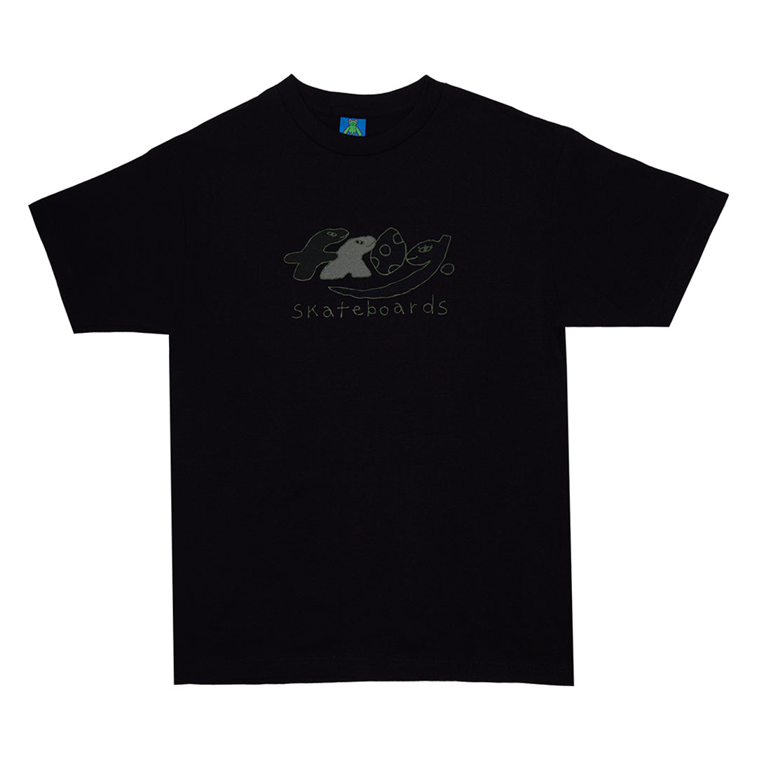FROG SKATEBOARDINGS（フロッグ スケートボーディング）| クロージング | DINO LOGO T-SHIRT / BLACK | スノーボード・スケートボードのTACTICS JAPAN
