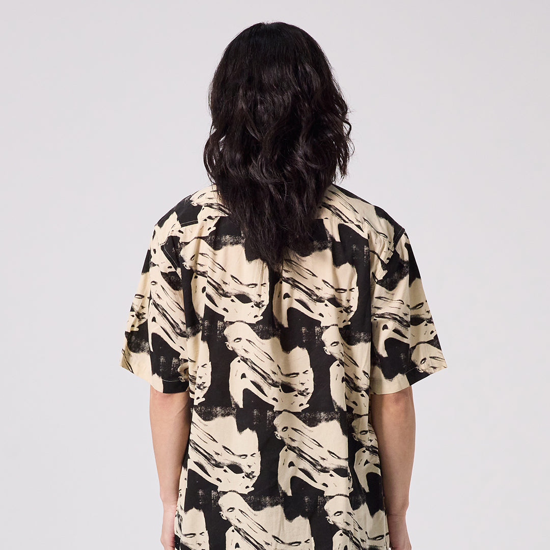 FORMER（フォーマー）| DISTORT SS SHIRT | スノーボード・スケートボードのTACTICS JAPAN