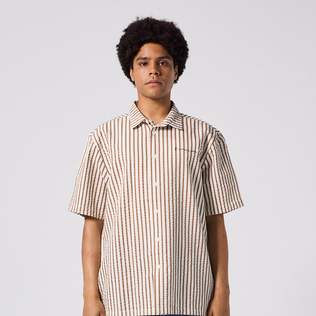 FORMER（フォーマー）| VIVIAN SEERSUCKER SS SHIRT | スノーボード・スケートボードのTACTICS JAPAN