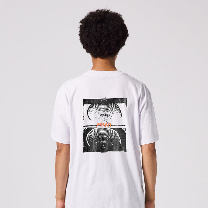FORMER（フォーマー）| DROID CRUX T-SHIRT / OYSTER | スノーボード・スケートボードのTACTICS JAPAN