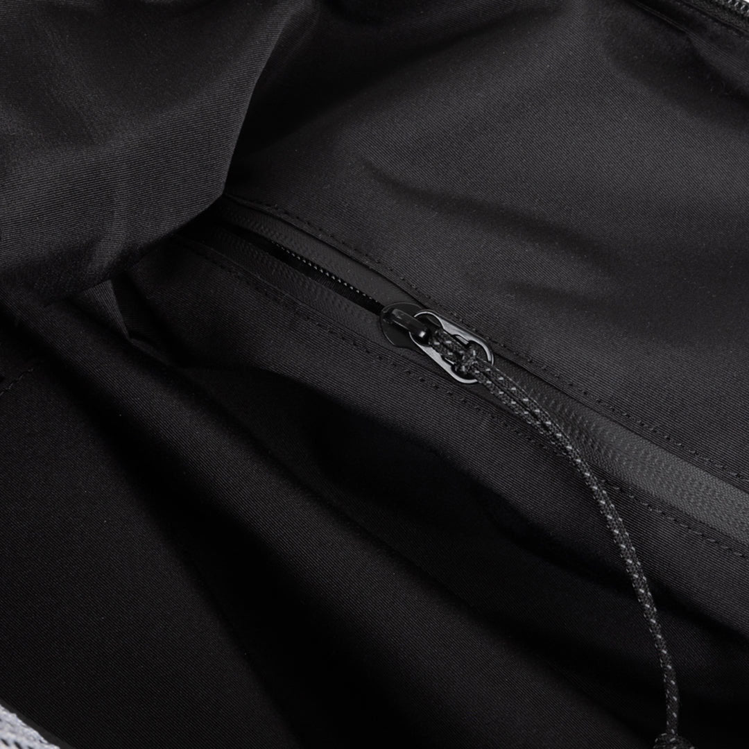 DIME MTL（ダイム モントリオール）| GRADIENT MESSENGER BAG / BLACK | スノーボード・スケートボードのTACTICS JAPAN
