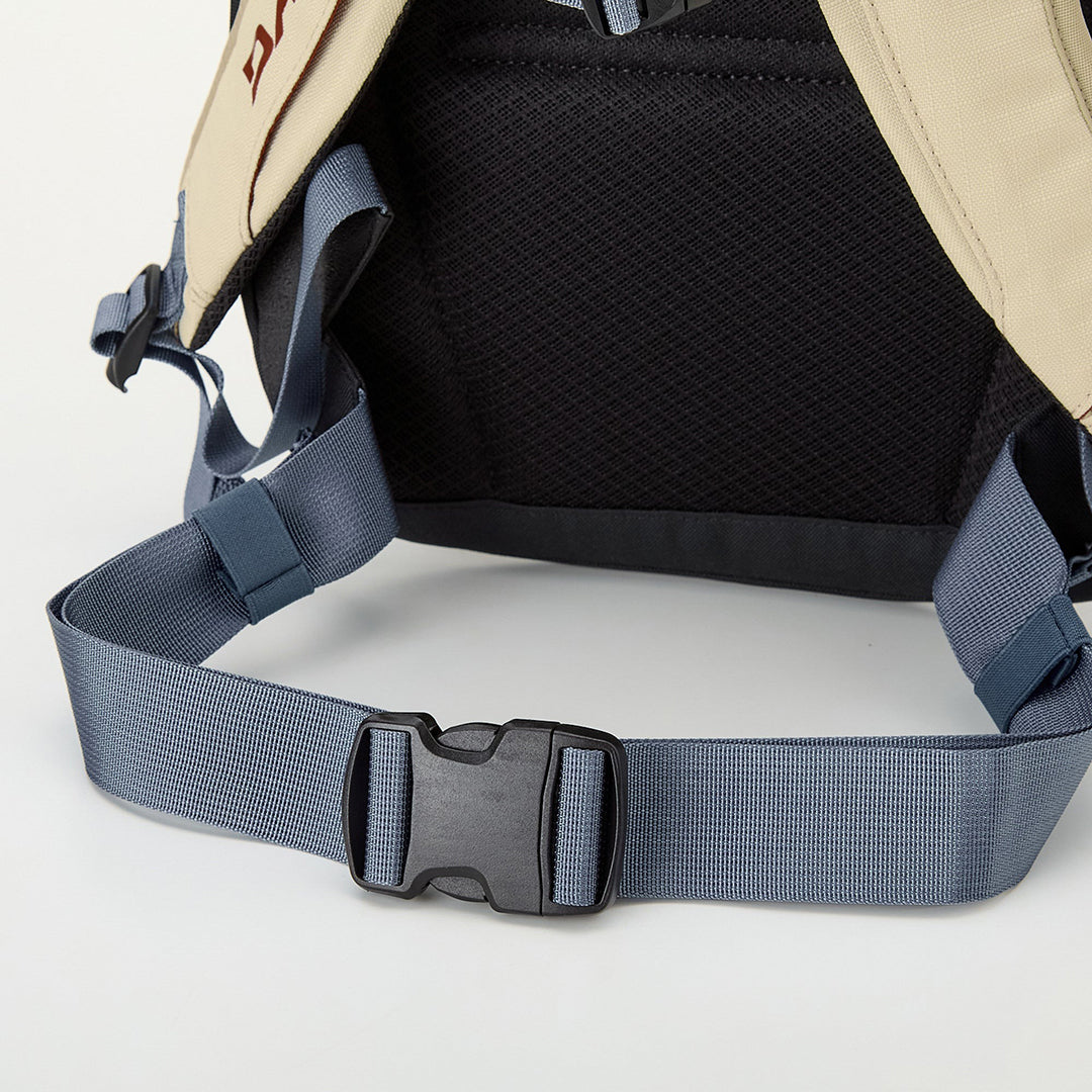 DAKINE（ダカイン）| HELI BACKPACK 12L / BRR | スノーボード・スケートボードのTACTICS JAPAN