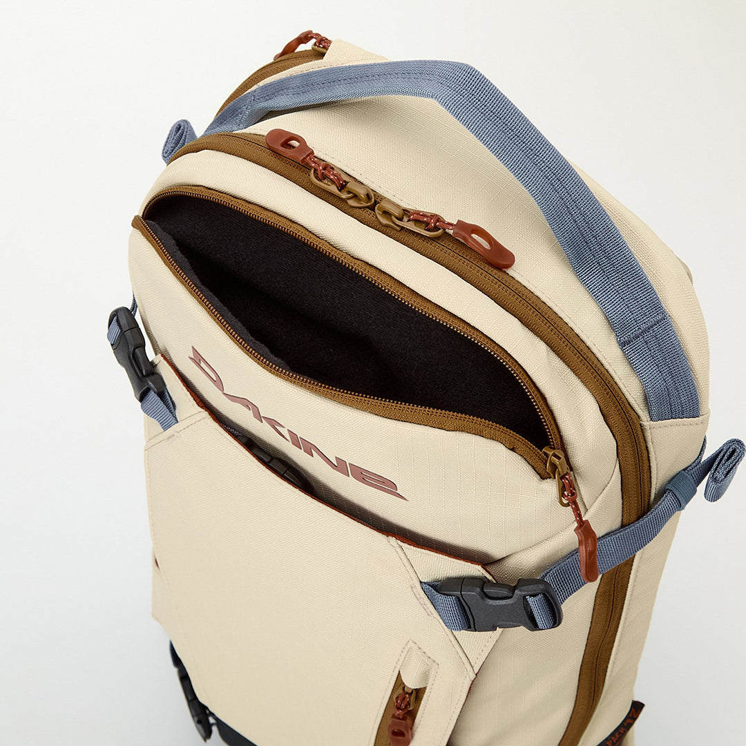 DAKINE（ダカイン）| HELI BACKPACK 12L / BRR | スノーボード・スケートボードのTACTICS JAPAN