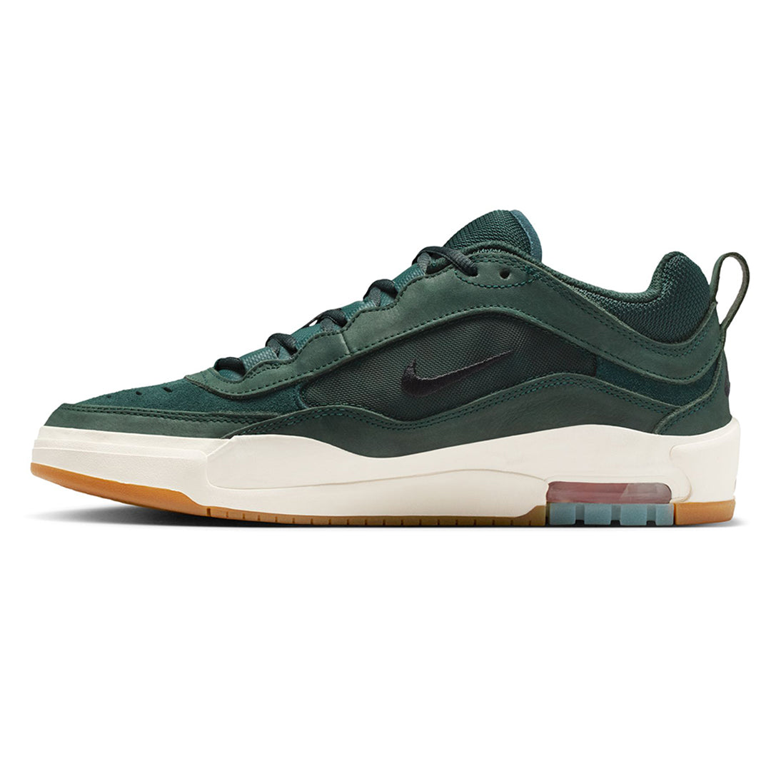 NIKE SB（ナイキ スケートボーディング）| NIKE AIR MAX ISHOD 2 ISO “DEEP FIR” | スノーボード・スケートボードのTACTICS JAPAN