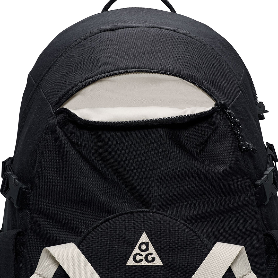 NIKE ACG（ナイキ オールコンディションズギア）| NIKE ACG DAYMAX BACKPACK 25L | スノーボード・スケートボードのTACTICS JAPAN