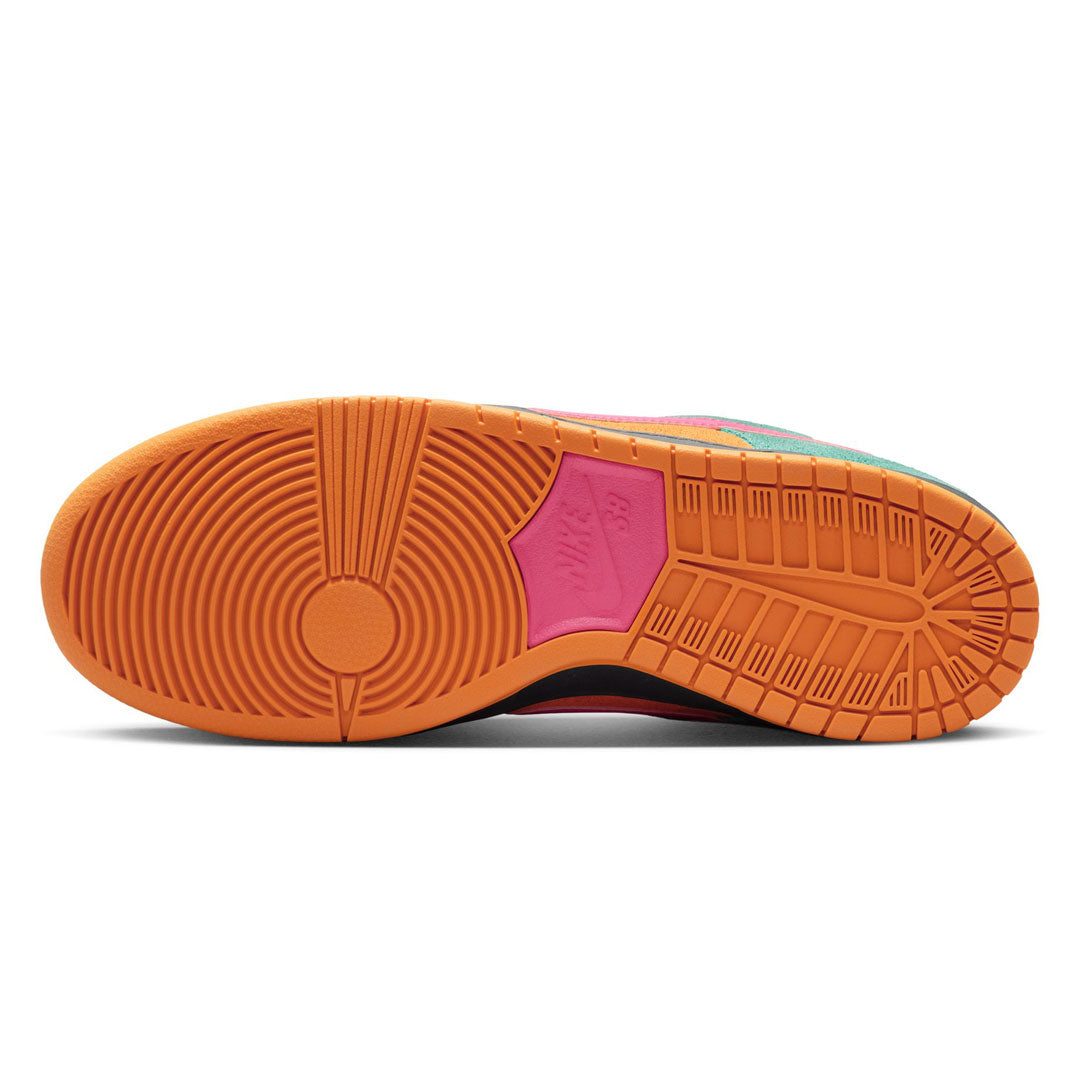 NIKE SB（ナイキ スケートボーディング）| NIKE SB DUNK LOW PRO "GREEN NOISE / WATERMELON" | スノーボード・スケートボードのTACTICS JAPAN