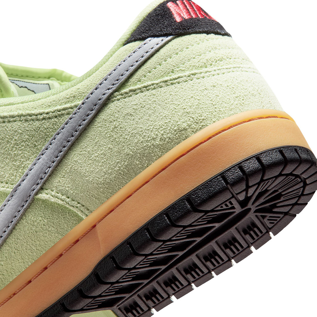 NIKE SB（ナイキ スケートボーディング）| NIKE SB DUNK LOW PRO “VERDUGO MOUNTAIN” | スノーボード・スケートボードのTACTICS JAPAN
