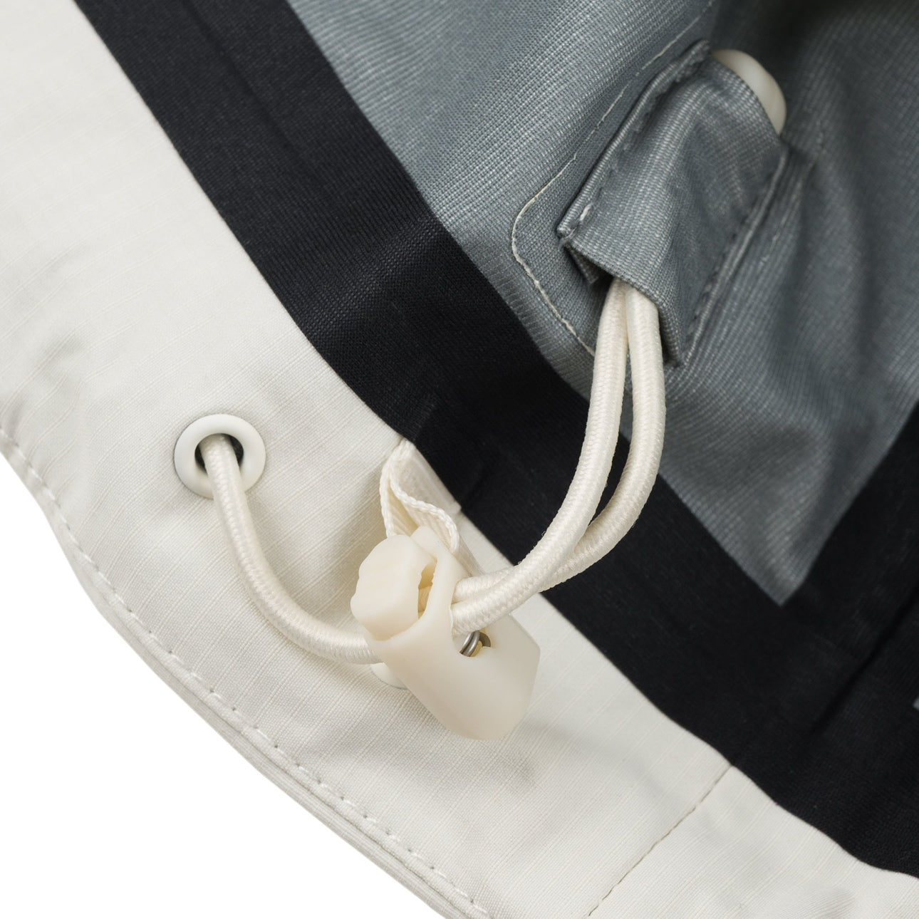 SOUVENIR SNOWBOARDING （スーベニア スノーボーディング）| 3 PLY RIPSTOP JACKET 2026 / MARSHMALLOW | スノーボード・スケートボードのTACTICS JAPAN