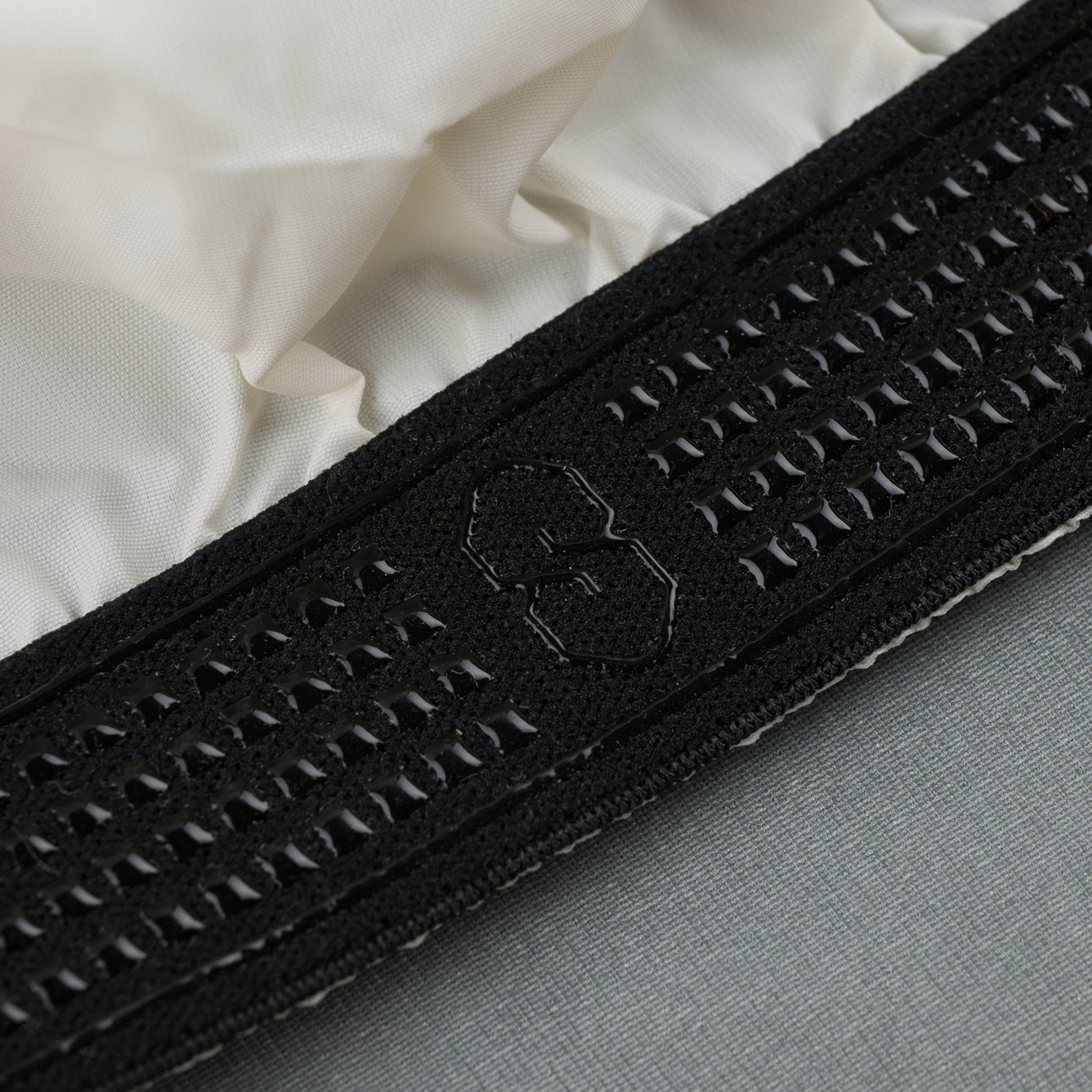 SOUVENIR SNOWBOARDING （スーベニア スノーボーディング）| 3 PLY RIPSTOP JACKET 2026 / MARSHMALLOW | スノーボード・スケートボードのTACTICS JAPAN