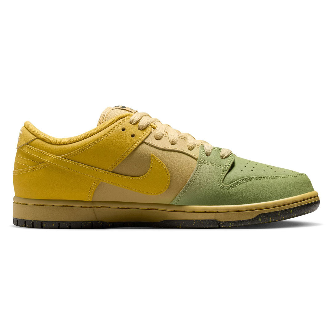 NIKE SB（ナイキ スケートボーディング）| NIKE SB DUNK LOW PRO "SAFFRON QUARTZ" | スノーボード・スケートボードのTACTICS JAPAN