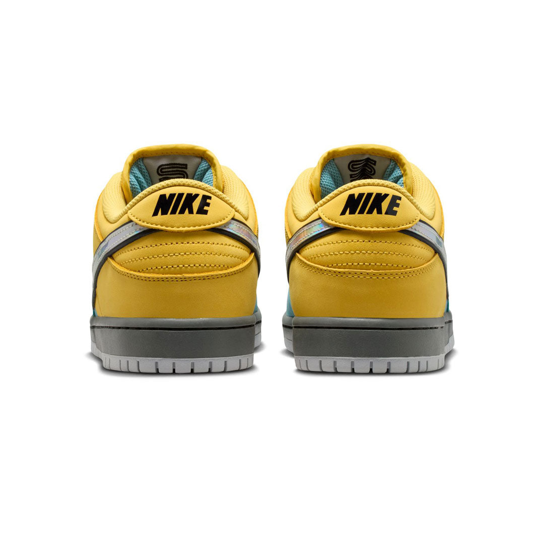 NIKE SB（ナイキ スケートボーディング）| NIKE SB DUNK LOW "MUNI FAST PASS" / LIGHTENING/WOLF GREY | スノーボード・スケートボードのTACTICS JAPAN