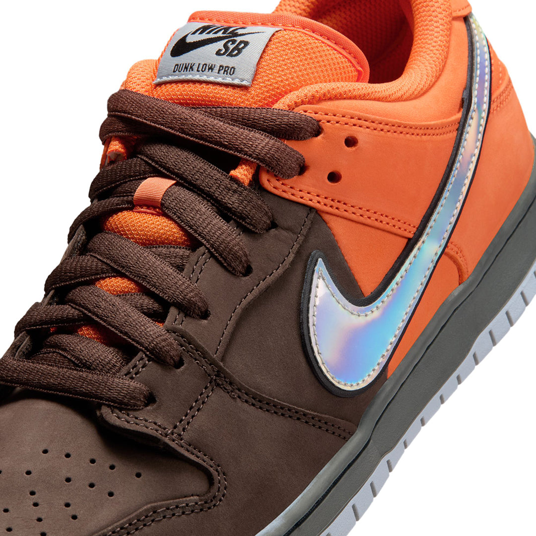 NIKE SB（ナイキ スケートボーディング）| NIKE SB DUNK LOW PRO MUNI "SAFETY ORANGE/WOLF " | スノーボード・スケートボードのTACTICS JAPAN
