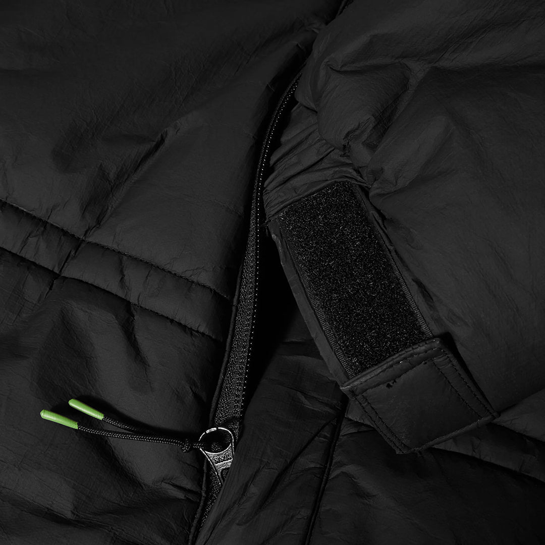 HUF WORLDWIDE（ハフ ワールドワイド）| 89 TYVEK PUFFER / BLACK | スノーボード・スケートボードのTACTICS JAPAN