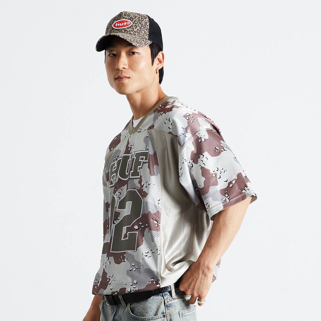 HUF（ハフ）| CAMO FOOTBALL JERSEY / BROWN | スノーボード・スケートボードのTACTICS JAPAN