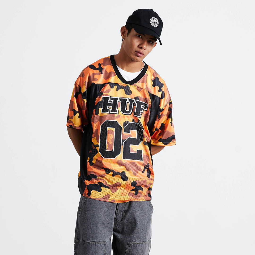 HUF（ハフ）| CAMO FOOTBALL JERSEY / LAVA | スノーボード・スケートボードのTACTICS JAPAN