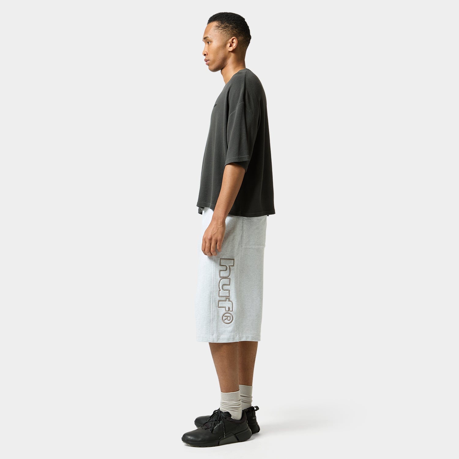 ALL CAPS THERMAL S/S CREW / BLACK