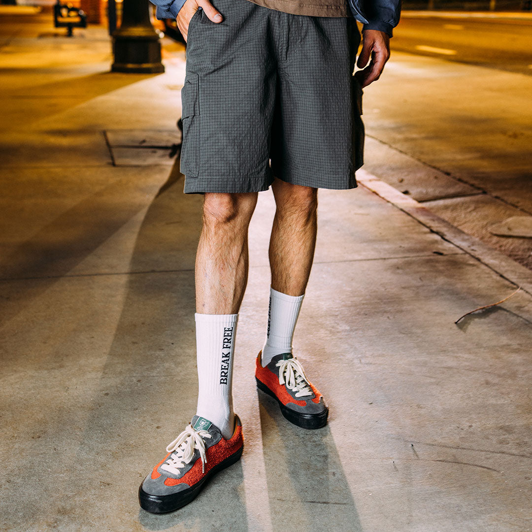 LAST RESORT AB（ラストリゾート エービー）| VM004 MILIC / RED CLAY/GREY/BLACK | スノーボード・スケートボードのTACTICS JAPAN