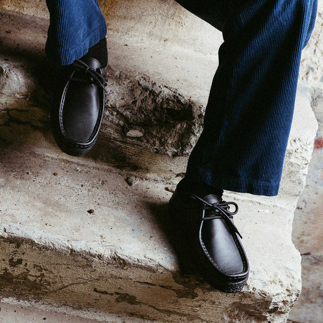 LAST RESORT AB（ラスト リゾート AB） | VM006 Moc Lo Leather / BLACK/BLACK | スノーボード・スケートボードのTACTICS JAPAN