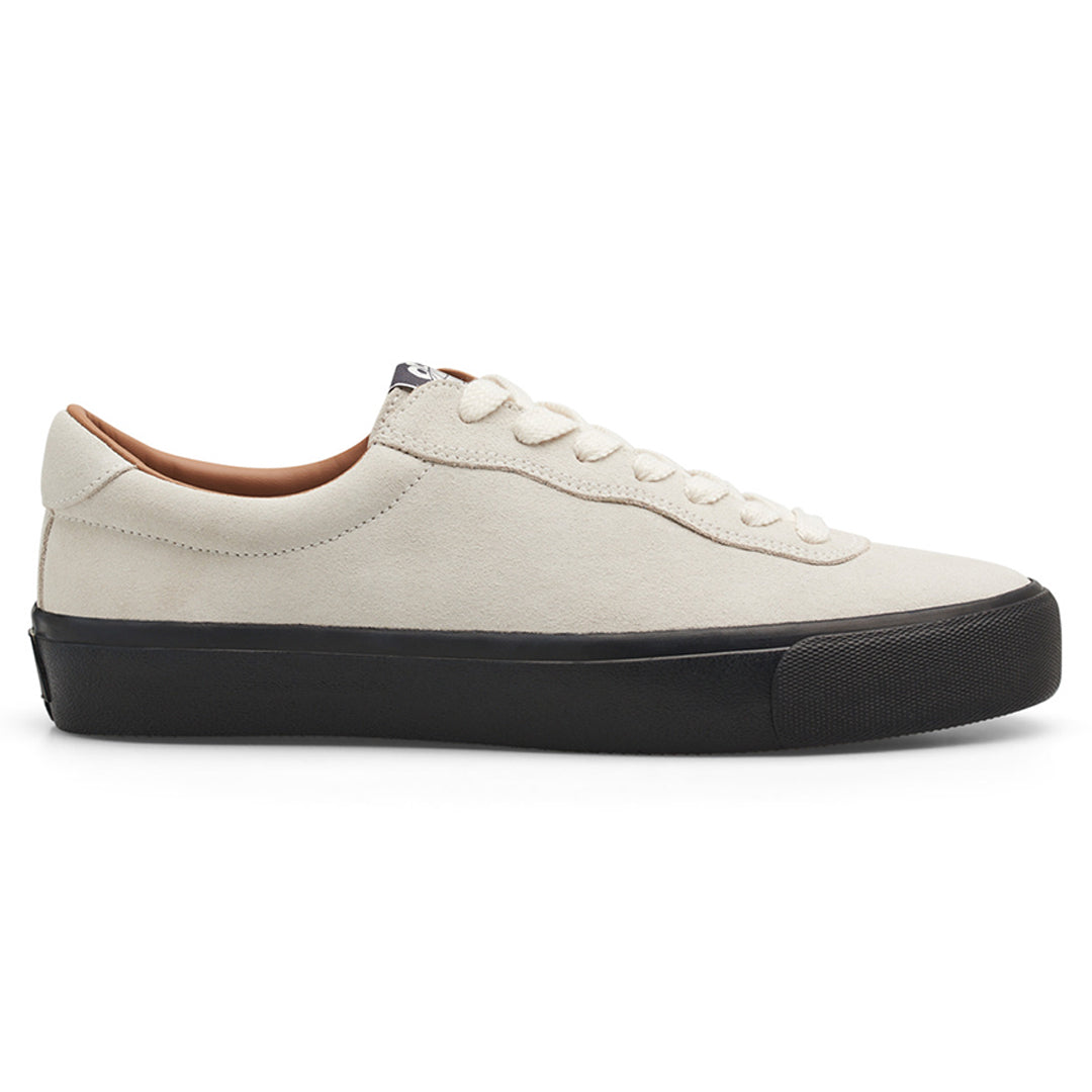 LAST RESORT AB（ラスト リゾート AB）| VM001 LO SUEDE / WHITE | スノーボード・スケートボードのTACTICS JAPAN