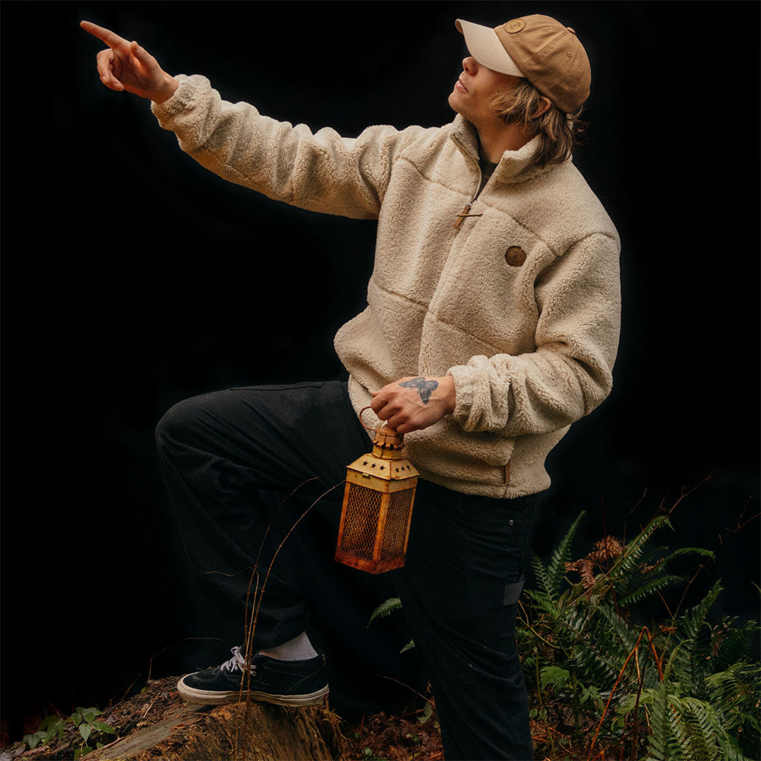 FORUM SNOWBOARDS（フォーラム スノーボード）| MAKIA X FORUM DONNER FLEECE JACKET / CREAM | スノーボード・スケートボードのTACTICS JAPAN