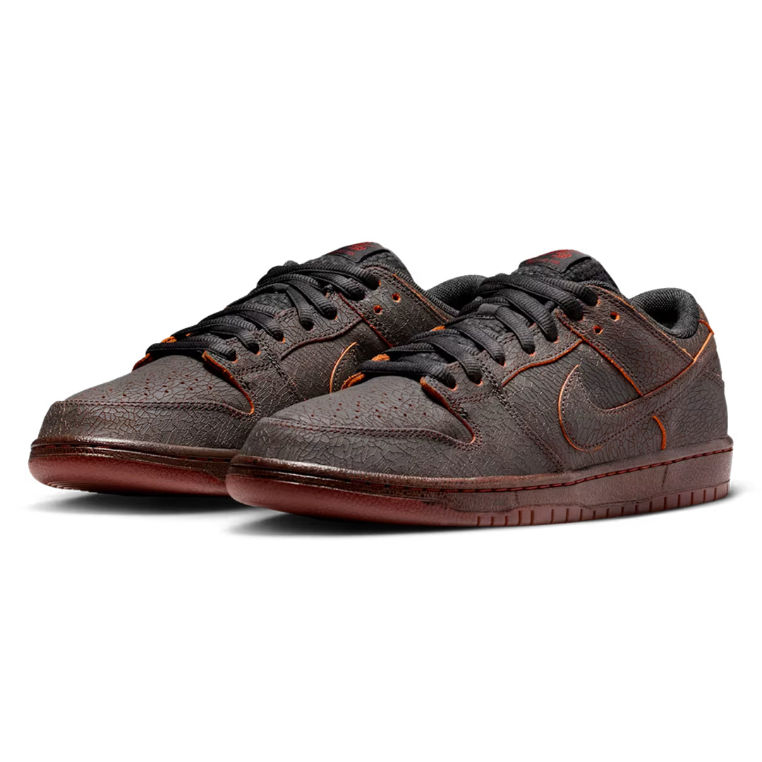 NIKE SB DUNK LOW PRO PRM “Krampus”