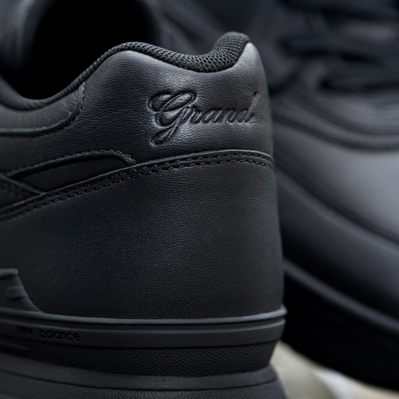 NEW BALANCE NUMERIC（ニューバランス ヌメリック）| NM770GRD / BLACK