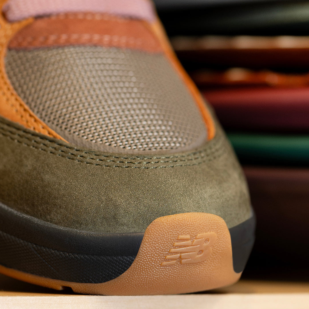 NEW BALANCE NUMERIC（ニューバランス ヌメリック）| NM933LOT | スノーボード・スケートボードのTACTICS JAPAN