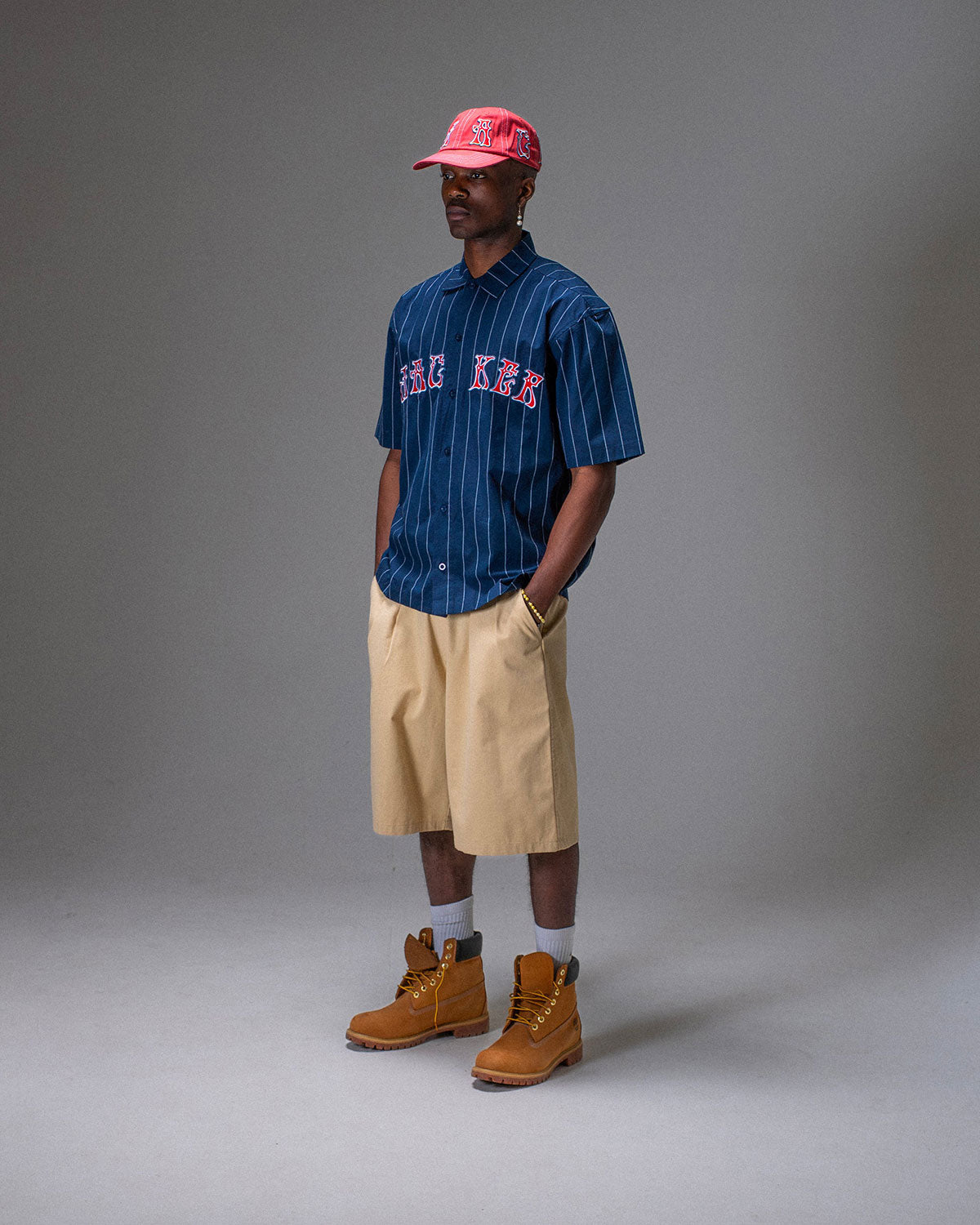 JACKER（ジャッカー）| PALS FONT SHIRT / NAVY | スノーボード・スケートボードのTACTICS JAPAN