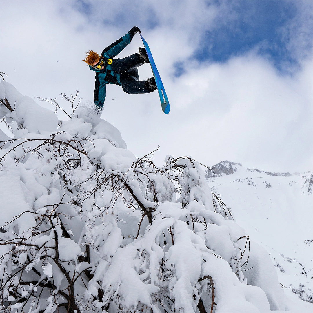 K2 SNOWBOARDING（ケーツー スケートボード）| PASSPORT SNOWBOARD 2026 | スノーボード・スケートボードのTACTICS JAPAN